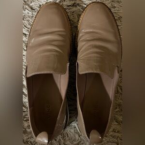 Vince Sanders Loafers Shoes Womens Size 7 Nude Patent Leather Casual Slip On